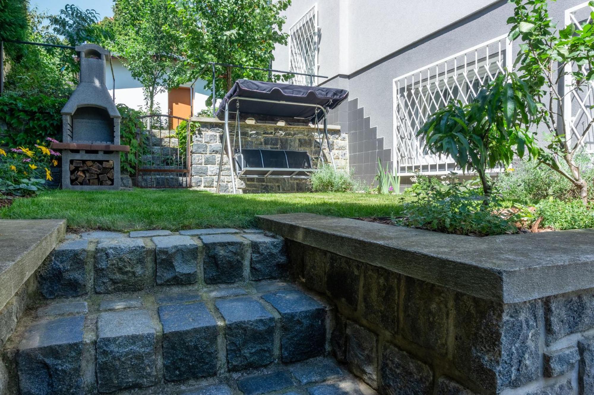 Apartment Apartman 4 - Krc Prague